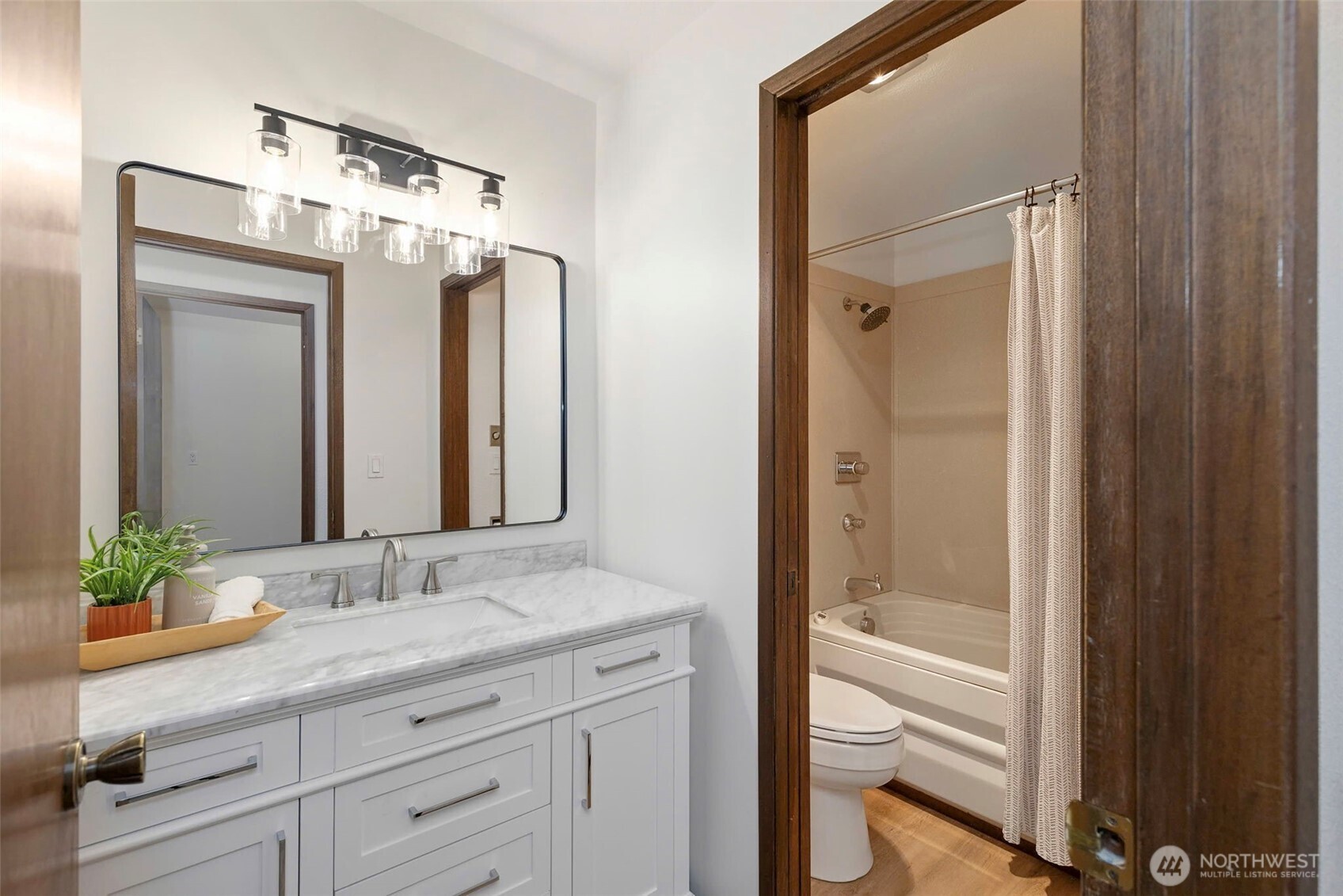 13893 John Street NE Bainbridge Island WA 98110