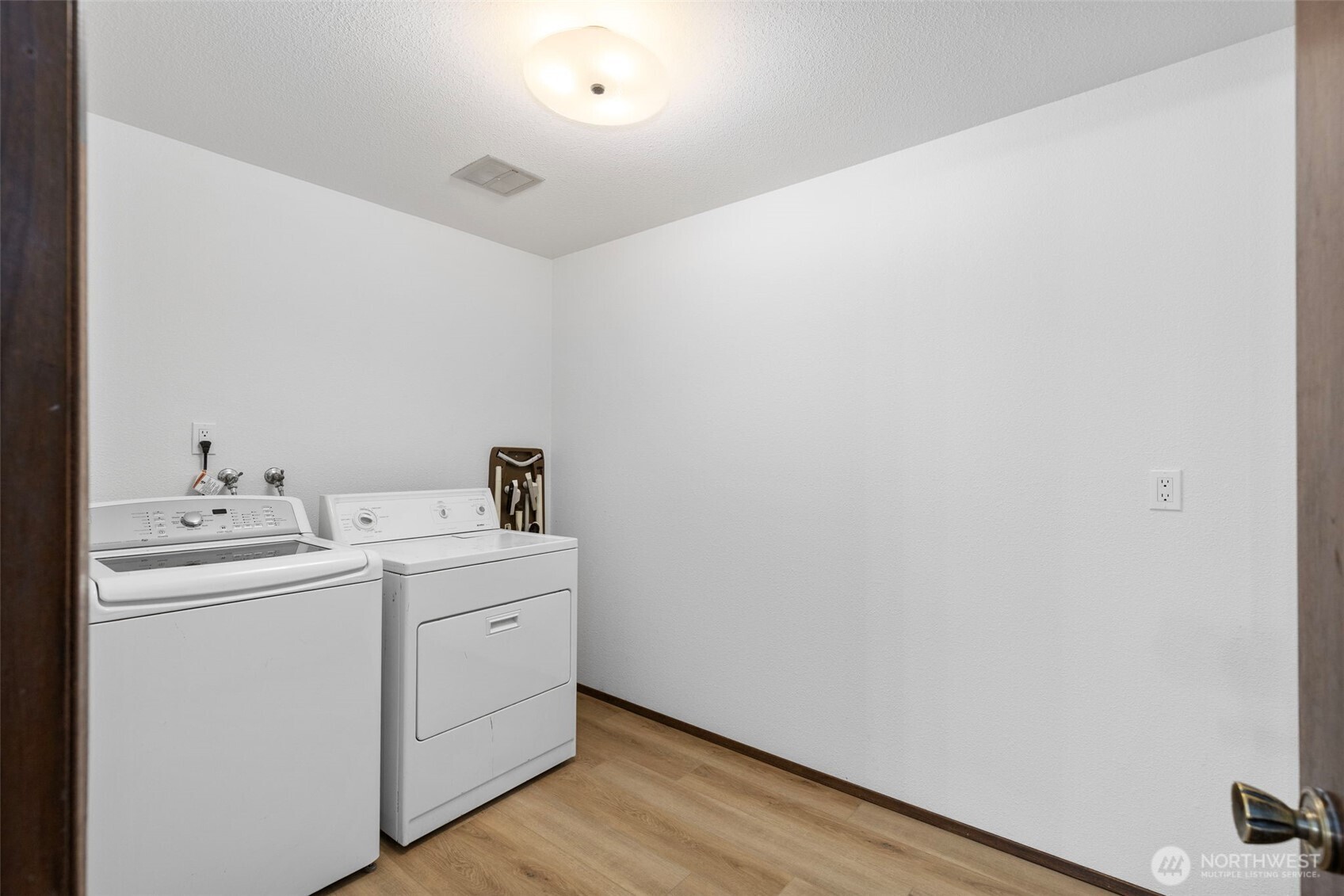 13893 John Street NE Bainbridge Island WA 98110