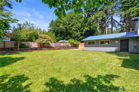 13893 John Street NE Bainbridge Island WA 98110