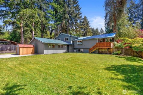 13893 John Street NE Bainbridge Island WA 98110
