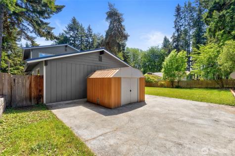13893 John Street NE Bainbridge Island WA 98110