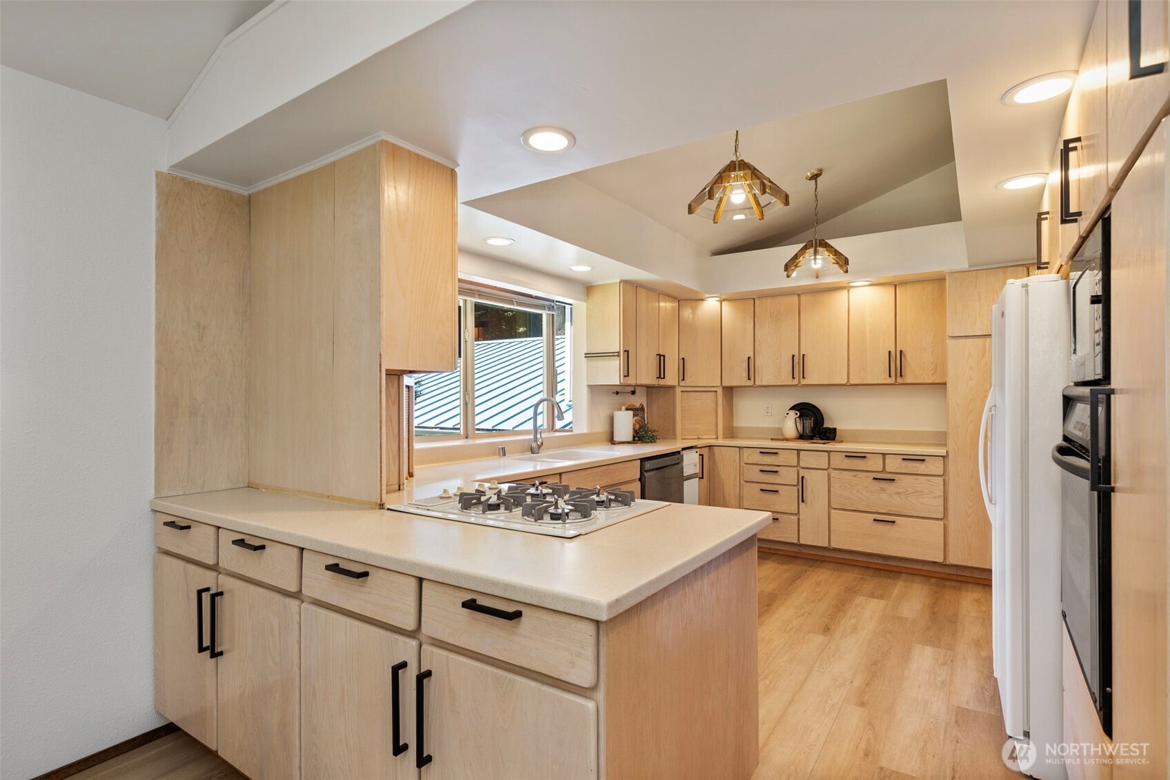 13893 John Street NE Bainbridge Island WA 98110