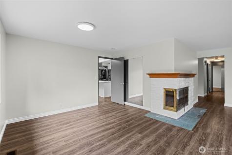 2157 N 122nd Street Seattle WA 98133