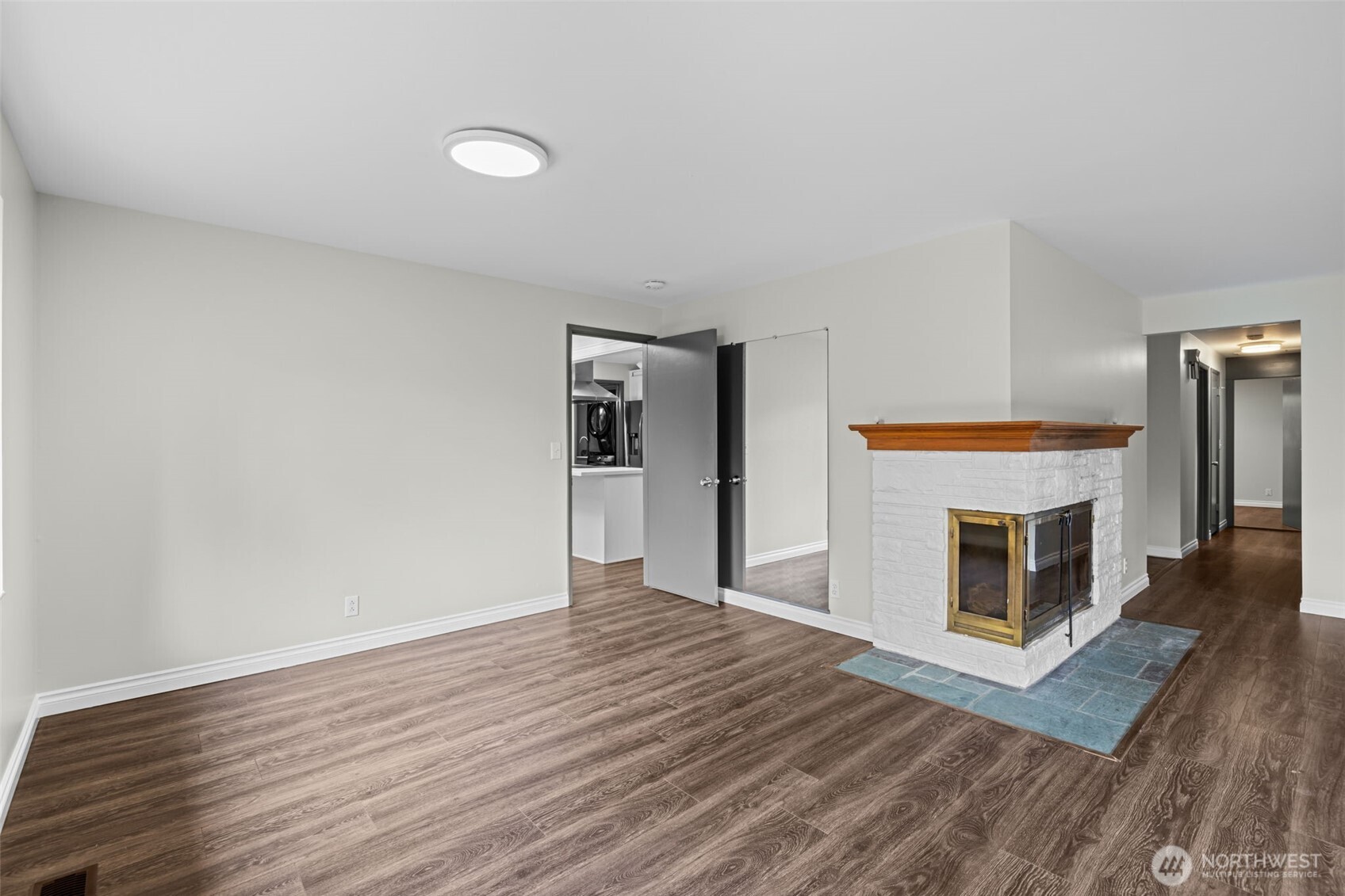 2157 N 122nd Street Seattle WA 98133