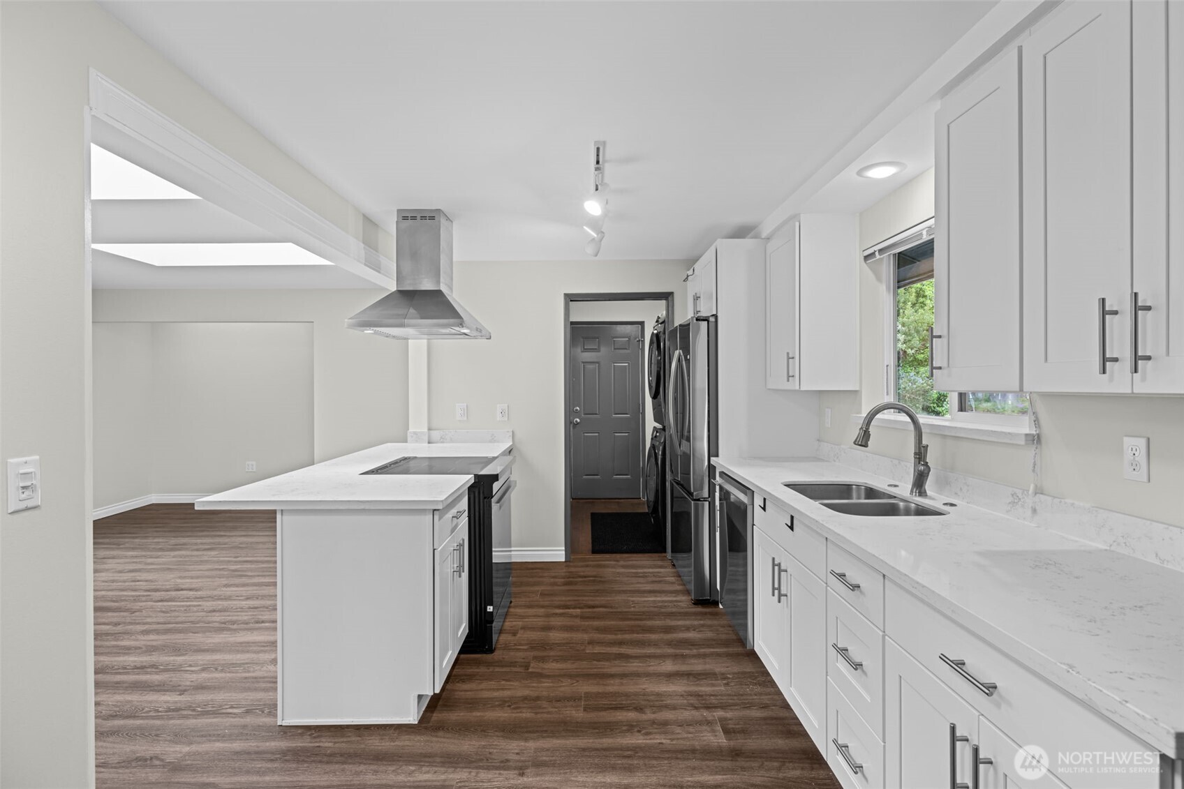2157 N 122nd Street Seattle WA 98133