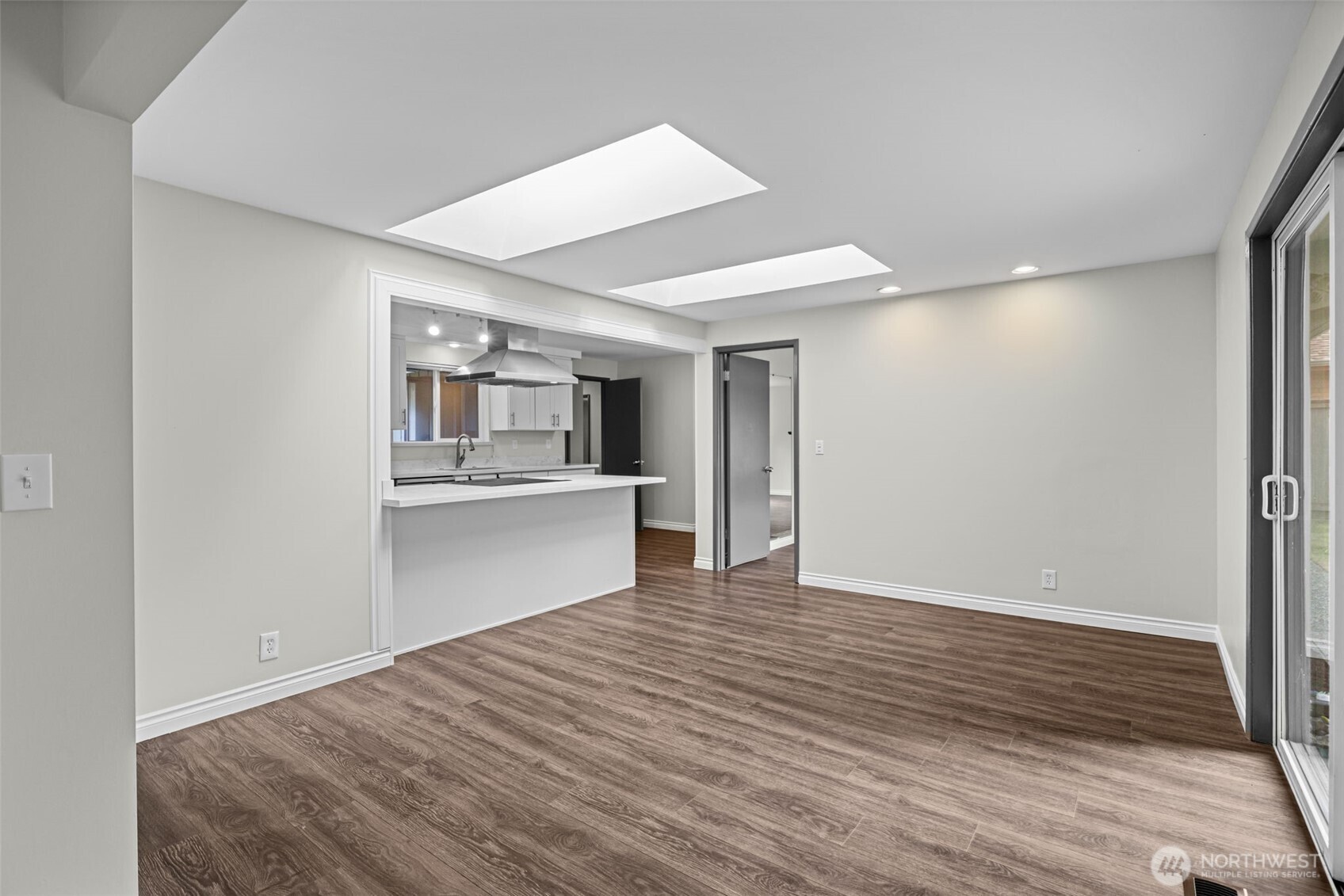 2157 N 122nd Street Seattle WA 98133