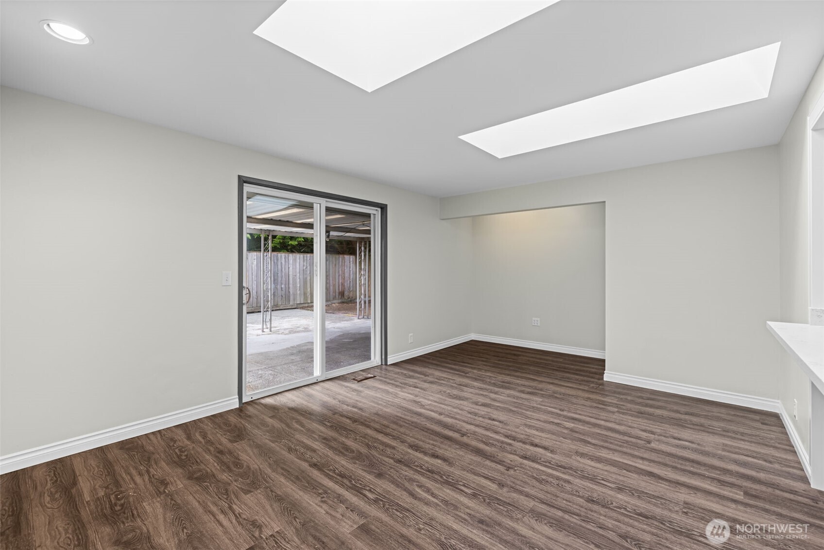 2157 N 122nd Street Seattle WA 98133