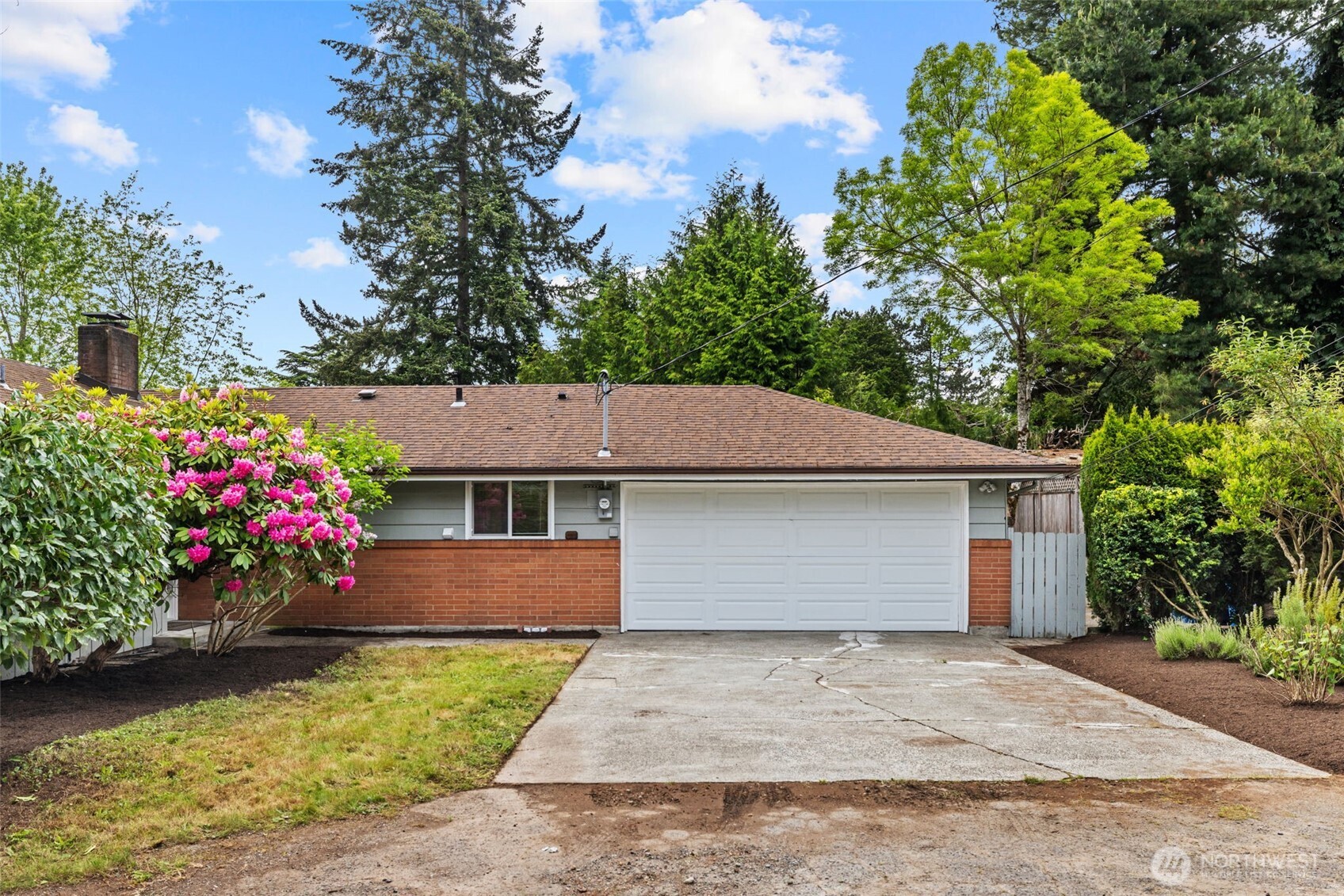 2157 N 122nd Street Seattle WA 98133