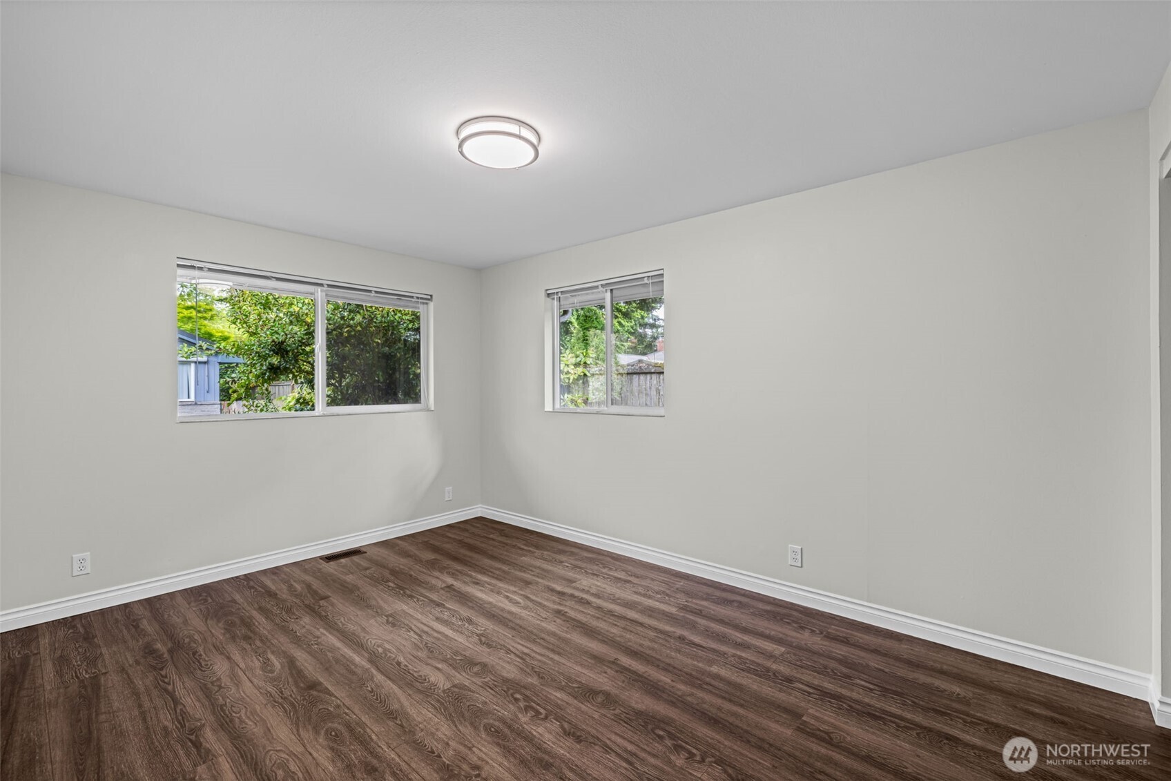 2157 N 122nd Street Seattle WA 98133