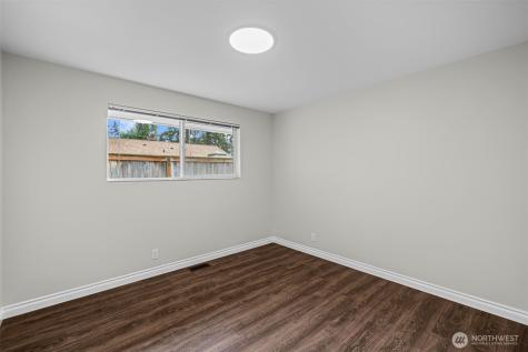 2157 N 122nd Street Seattle WA 98133