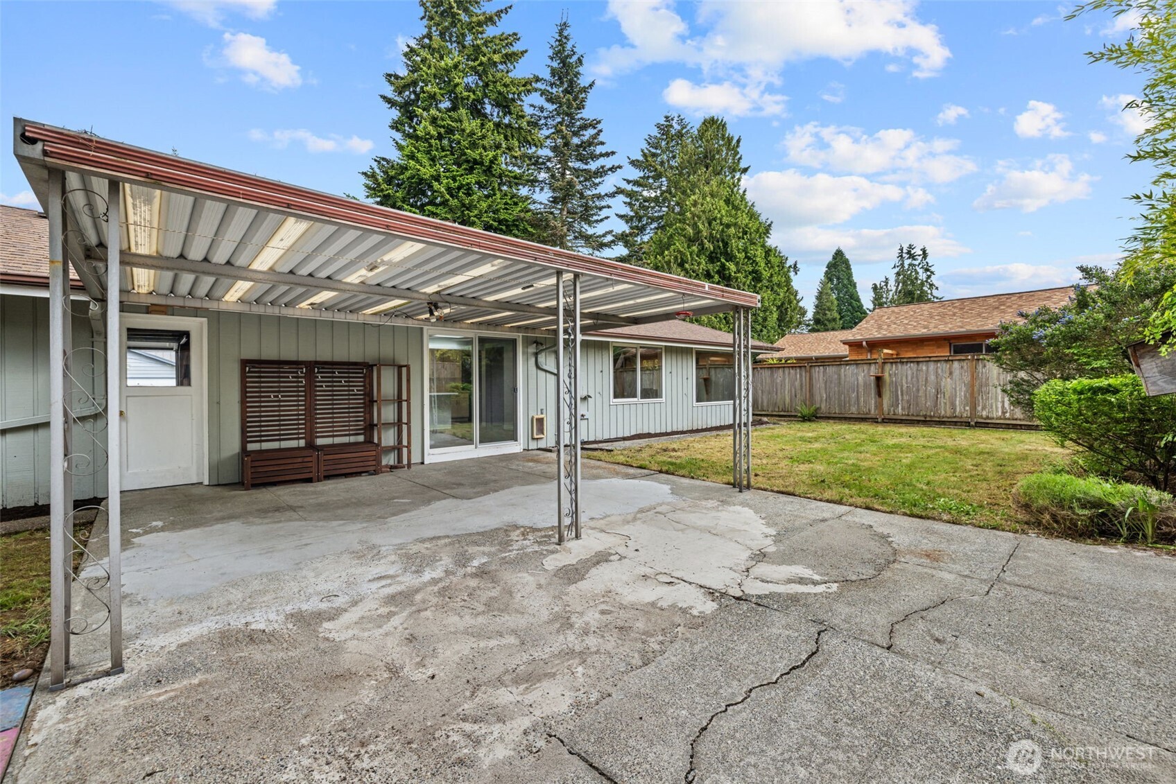 2157 N 122nd Street Seattle WA 98133
