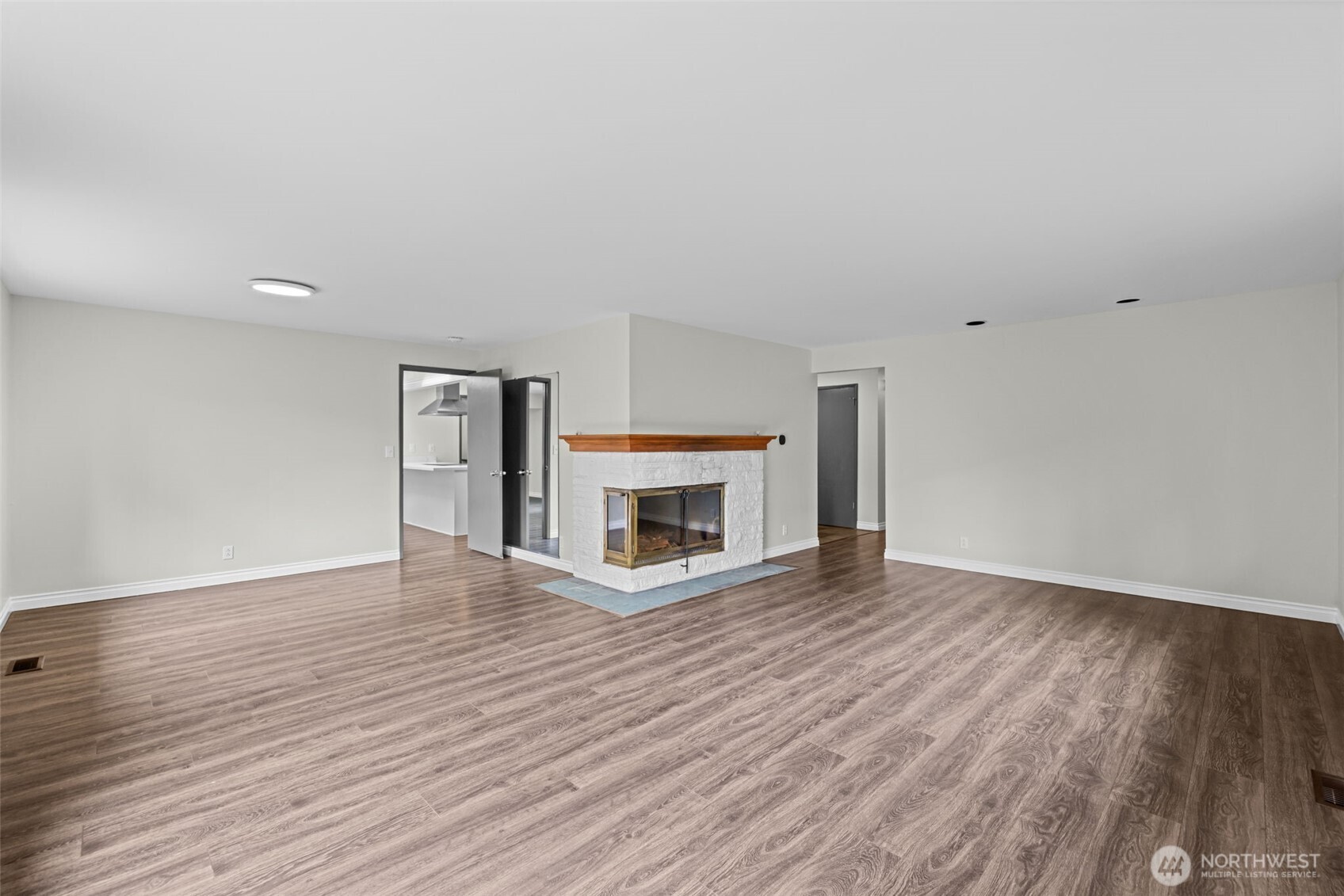 2157 N 122nd Street Seattle WA 98133