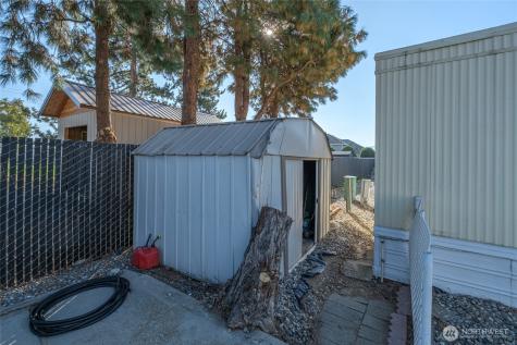 1608 N Western Wenatchee WA 98801