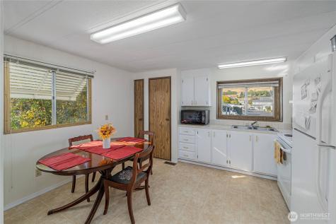 1608 N Western Wenatchee WA 98801