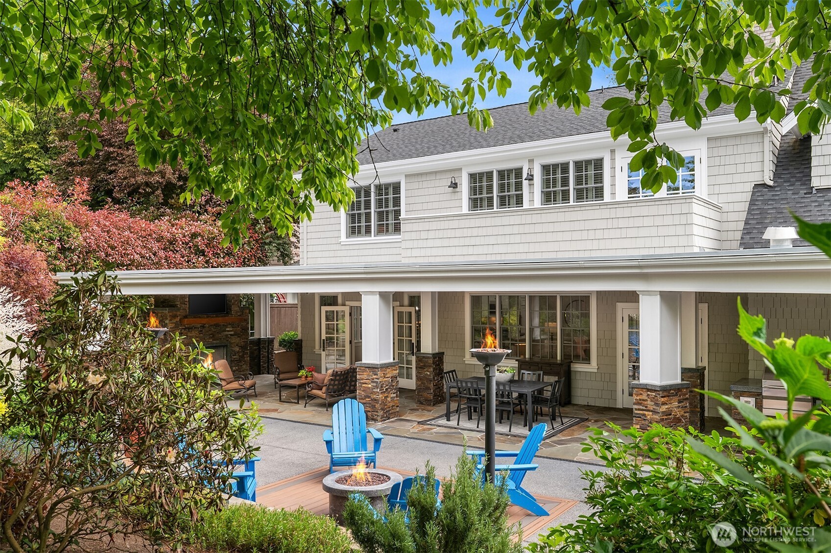 10910 NE 18th Place Bellevue WA 98004