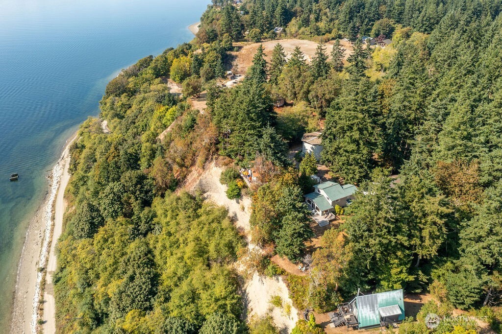 26 G Sound Place Hat Island WA 98206