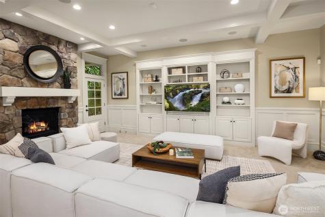 805 92nd Avenue NE Bellevue WA 98004