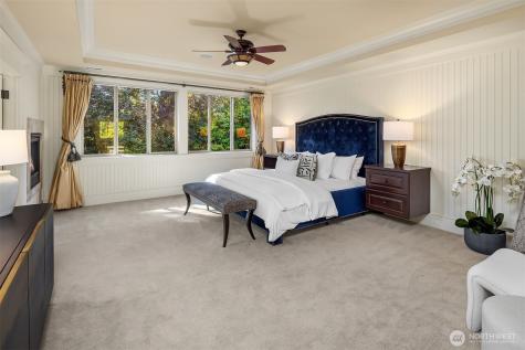 805 92nd Avenue NE Bellevue WA 98004