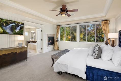 805 92nd Avenue NE Bellevue WA 98004