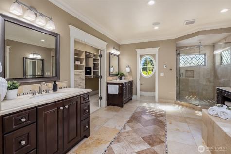 805 92nd Avenue NE Bellevue WA 98004