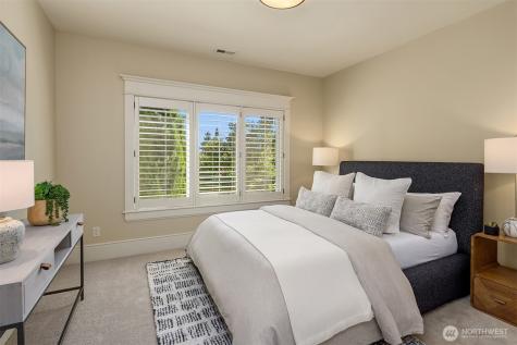 805 92nd Avenue NE Bellevue WA 98004