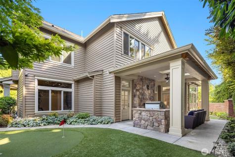 805 92nd Avenue NE Bellevue WA 98004