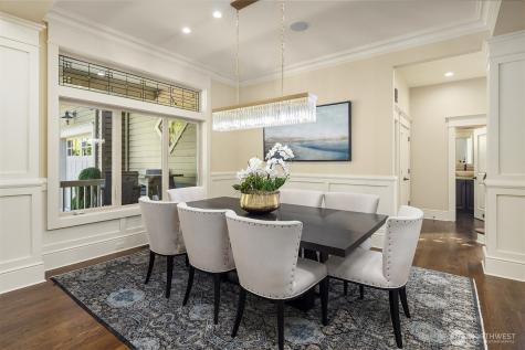 805 92nd Avenue NE Bellevue WA 98004