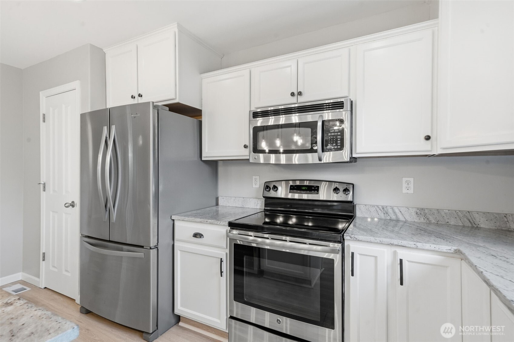 2271 SE Upchurch Way Port Orchard WA 98366