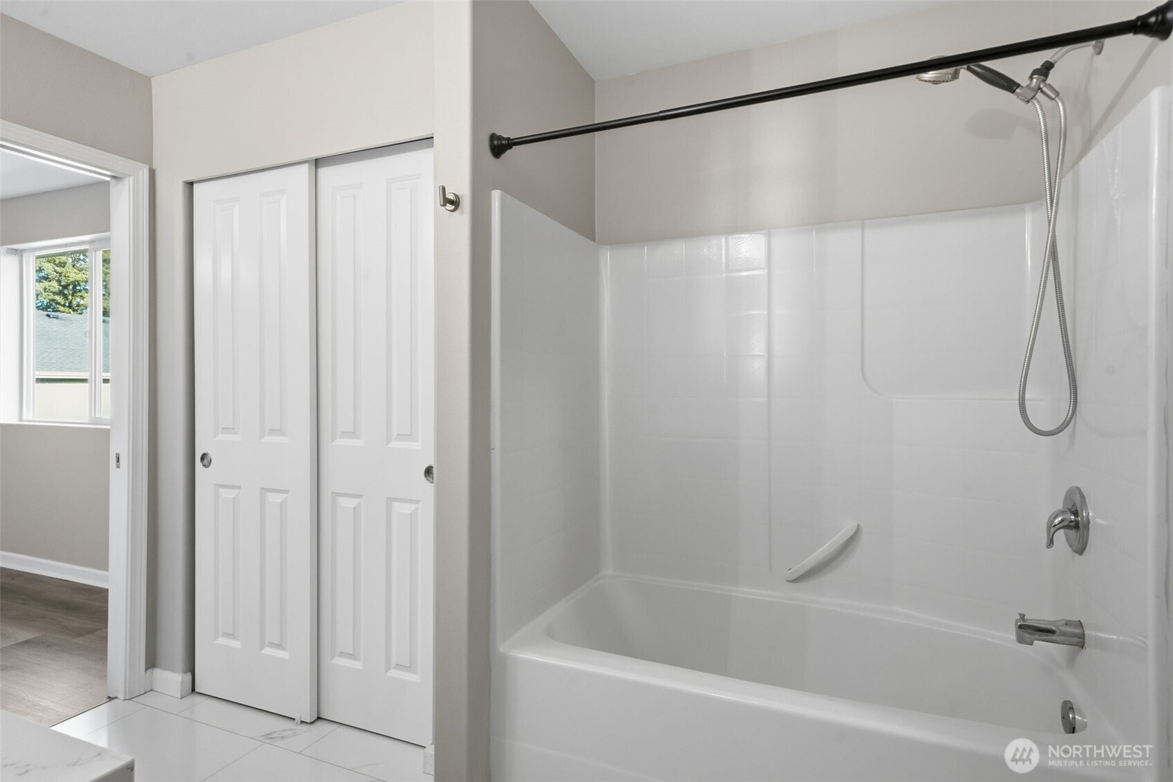 2271 SE Upchurch Way Port Orchard WA 98366