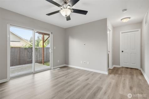 2271 SE Upchurch Way Port Orchard WA 98366