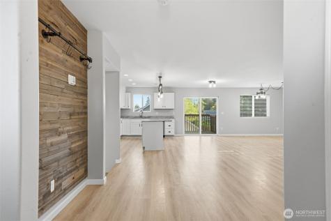 2271 SE Upchurch Way Port Orchard WA 98366