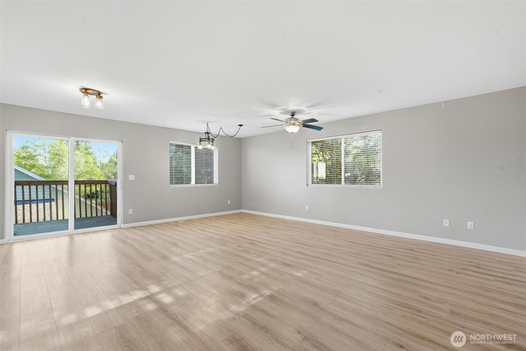 2271 SE Upchurch Way Port Orchard WA 98366
