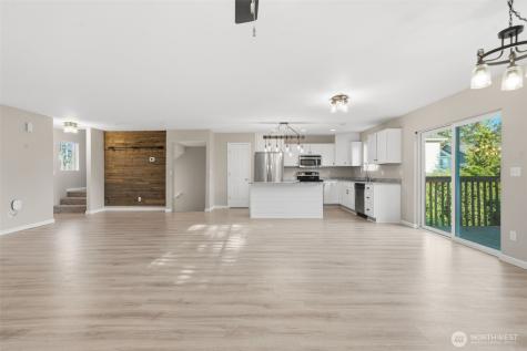 2271 SE Upchurch Way Port Orchard WA 98366