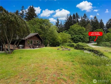 17 B Whidbey Island Drive Hat Island WA 98206