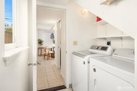 1728 26th Avenue S Seattle WA 98144