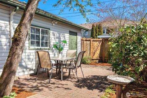 1728 26th Avenue S Seattle WA 98144