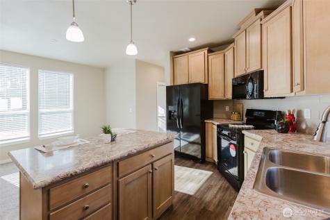 3371 SE Bielmeier Road Port Orchard WA 98367