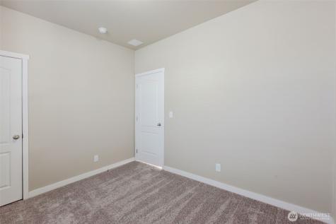 3371 SE Bielmeier Road Port Orchard WA 98367