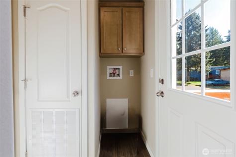 3371 SE Bielmeier Road Port Orchard WA 98367