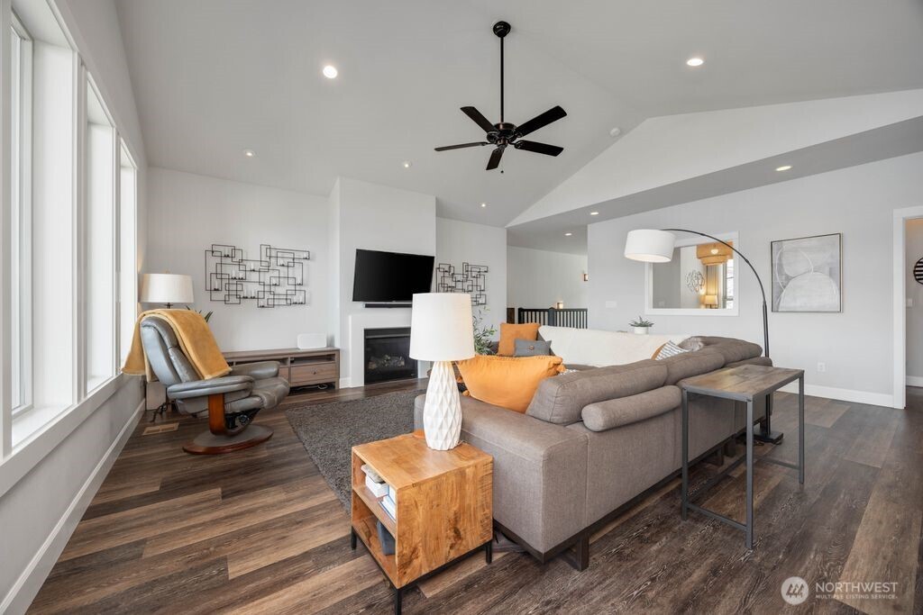 191 Grandview Lane Chelan WA 98816