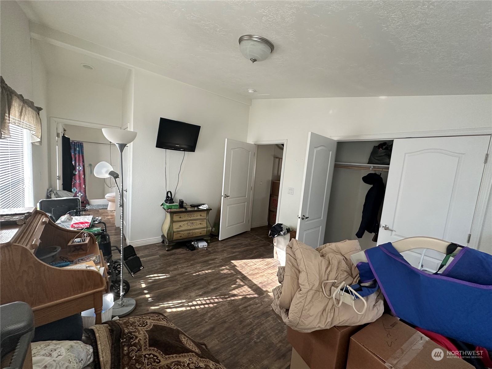 706 Centerville Highway Centerville WA 98613