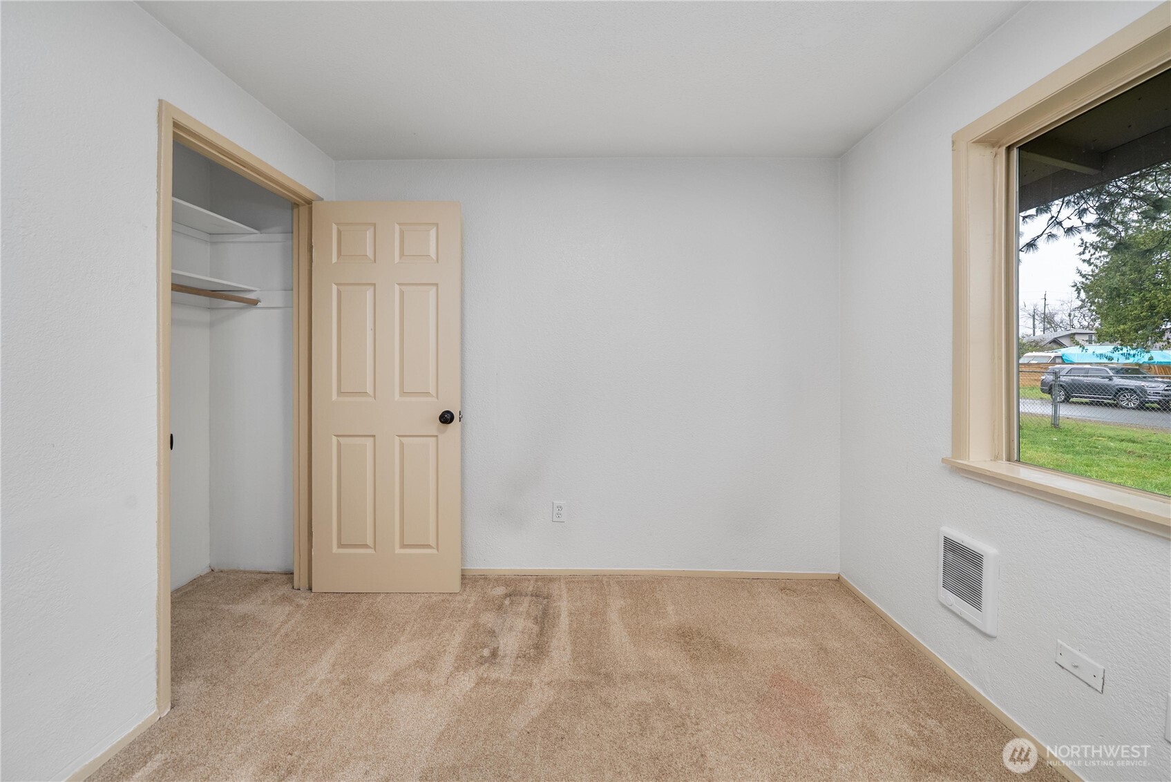 6621 S Pine Street Tacoma WA 98409