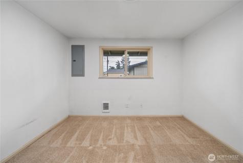 6621 S Pine Street Tacoma WA 98409
