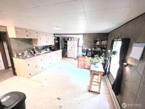 44 Weatherstone Road Omak WA 98841