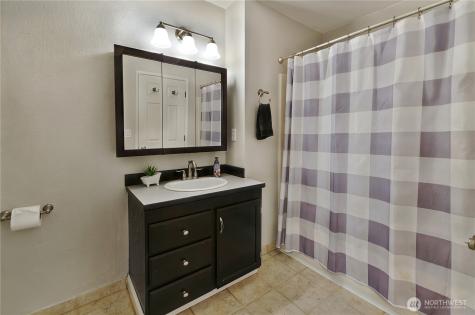 5214 78th Ct SW Olympia WA 98512