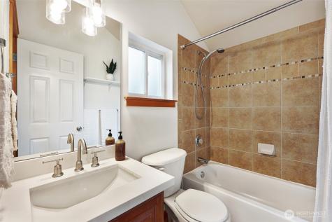 1118 NW 56th Street Seattle WA 98107