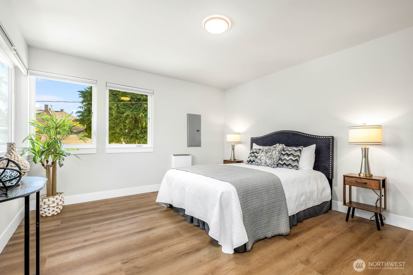 4326 SW Mills Street Seattle WA 98136