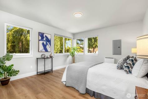 4326 SW Mills Street Seattle WA 98136