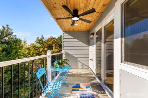 4326 SW Mills Street Seattle WA 98136
