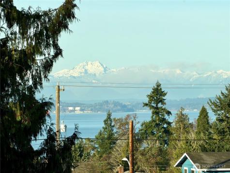 4326 SW Mills Street Seattle WA 98136